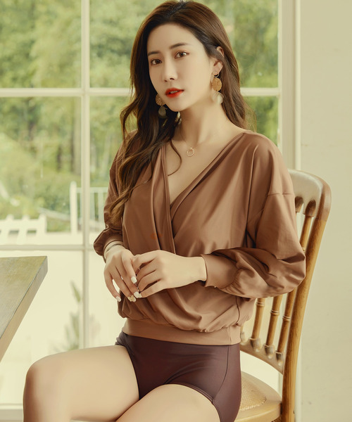 TeddyShop（テディショップ）の「レディース 長袖カシュクール風ラッシュガードトップス（ラッシュガード・レディース・ブラウン/ブラック/ホワイト・L/M）」の10枚目の写真