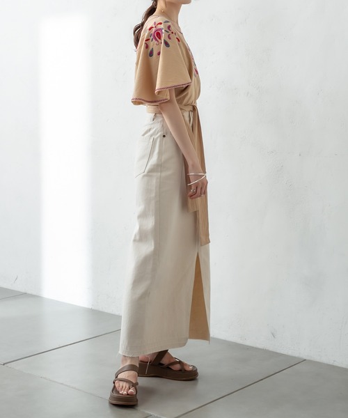 mystic(ミスティック)の「刺繍ポンチョトップス(シャツ/ブラウス・レディース・チャコールグレー/キャメル・FREE)」の12枚目の写真