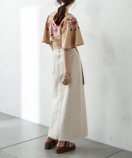 mystic(ミスティック)の「刺繍ポンチョトップス(シャツ/ブラウス・レディース・チャコールグレー/キャメル・FREE)」の13枚目の写真