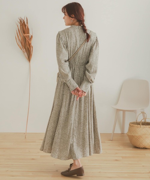 SENSE OF PLACE by URBAN RESEARCH(センスオブプレイスバイアーバンリサーチ)の「ストーンプリントウエストマークワンピース(ワンピース・レディース・ブラック系その他/ベージュ系その他・ONE)」の18枚目の写真