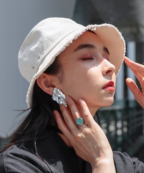 HARE（ハレ）の「ブリムクラッシュバケットハット(HARE)（ハット・レディース・アイボリー/ブラック・FREE）」の16枚目の写真