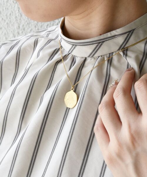 SHIPS any(シップス エニィ)の「SHIPS any: コイン モチーフ ネックレス◇(ネックレス・レディース・シルバー/ゴールド・ONE SIZE)」の2枚目の写真