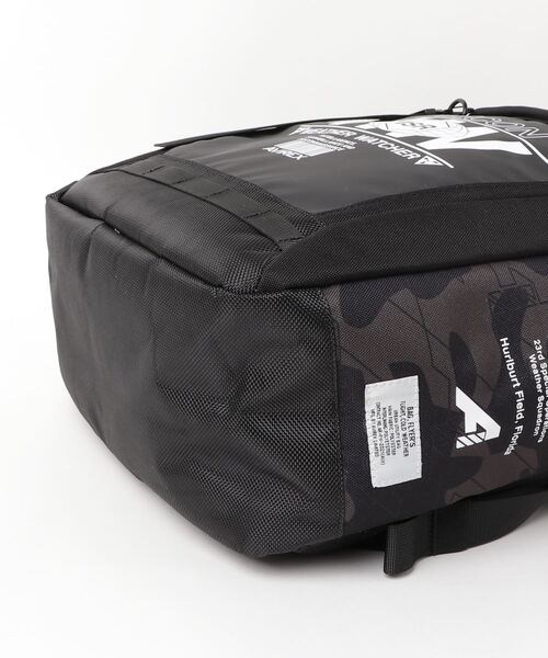 AVIREX（アヴィレックス）の「【AVIREX FLYER'S】リーコンスクエア バックパック/ RECON SQUARE BACK PACK（バックパック/リュック・レディース・ホワイト/Black・FREE）」の4枚目の写真