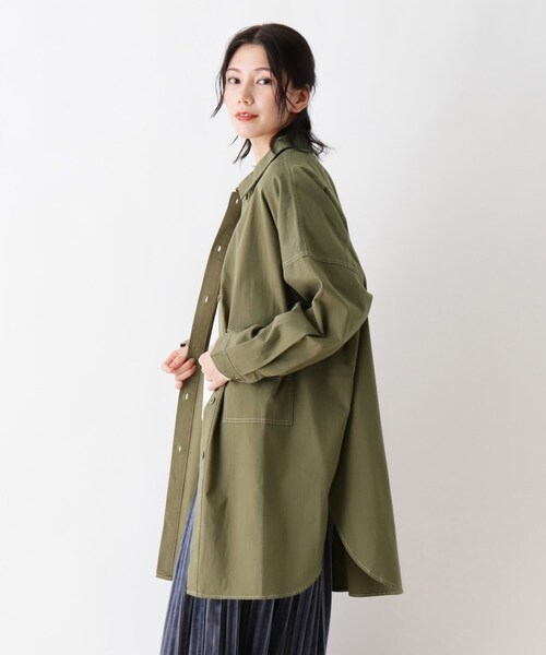 SHOO・LA・RUE（シューラルー）の「◆ポケット付きカバーオール（ブルゾン・レディース・カーキ/ブラウン系/ベージュ・00）」の3枚目の写真