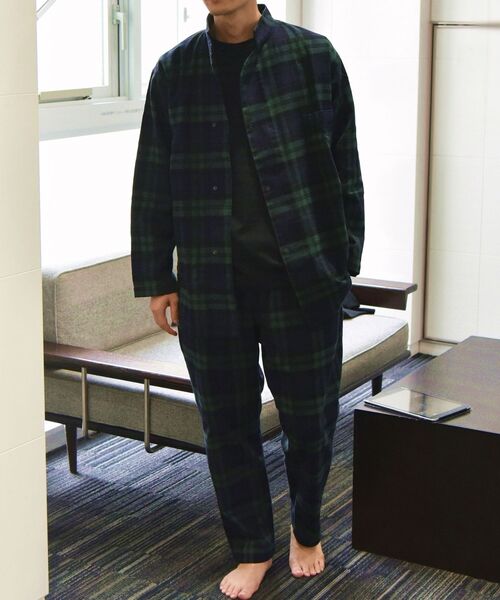 SHIPS Days（シップスデイズ）の「SHIPS Days: シャギーネル チェック ホスピタル シャツジャケット（カバーオール・メンズ・ネイビー・MEDIUM/LARGE）」の2枚目の写真