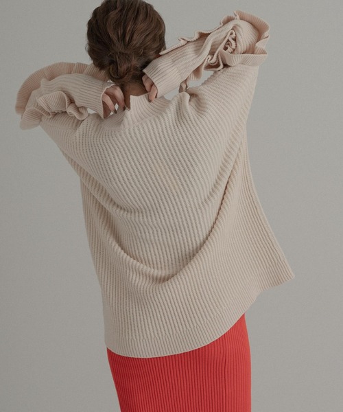 LAATO(ラート)の「FRILL LOVE KNIT(ニット/セーター・レディース・オフホワイト/ブラック・FREE)」の7枚目の写真