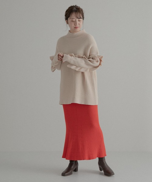 LAATO(ラート)の「FRILL LOVE KNIT(ニット/セーター・レディース・オフホワイト/ブラック・FREE)」の10枚目の写真