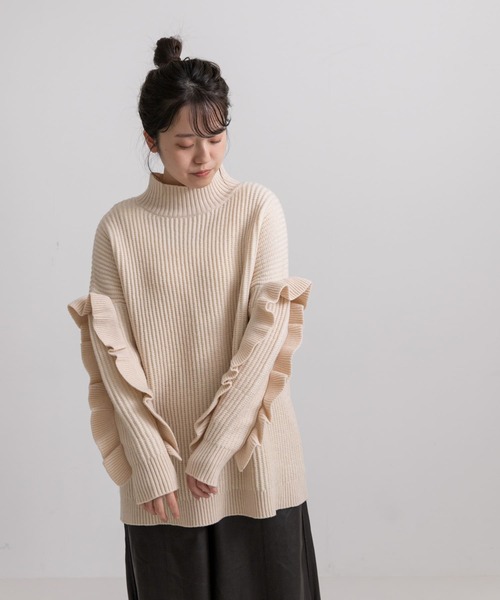 LAATO(ラート)の「FRILL LOVE KNIT(ニット/セーター・レディース・オフホワイト/ブラック・FREE)」の17枚目の写真
