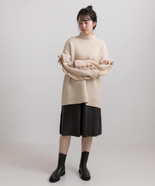 LAATO(ラート)の「FRILL LOVE KNIT(ニット/セーター・レディース・オフホワイト/ブラック・FREE)」の19枚目の写真