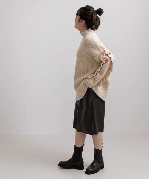 LAATO(ラート)の「FRILL LOVE KNIT(ニット/セーター・レディース・オフホワイト/ブラック・FREE)」の20枚目の写真