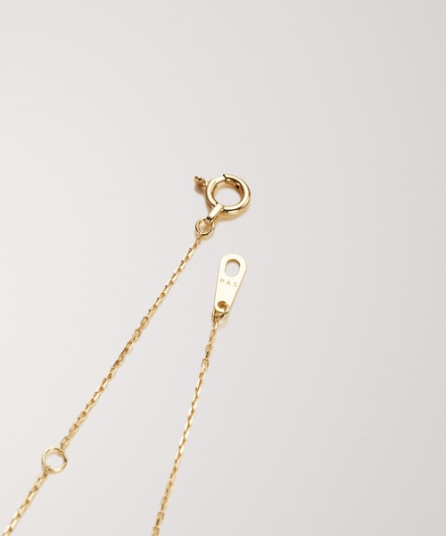 PAS TIERRA（パティエラ）の「-Briller- K10ムーンプチダイヤモンドネックレス（ネックレス・レディース・イエローゴールド・FREE）」の5枚目の写真