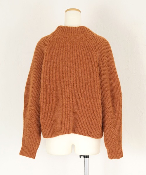 titivate（ティティベイト）の「ﾊｲﾈｯｸふわっとﾀｯﾁﾆｯﾄ（ニット/セーター・レディース・ライトブルー/パープル/アイボリー/ブラウン/グリーン/オフホワイト/ライトグレー/レッド/キャメル・M/S）」の19枚目の写真