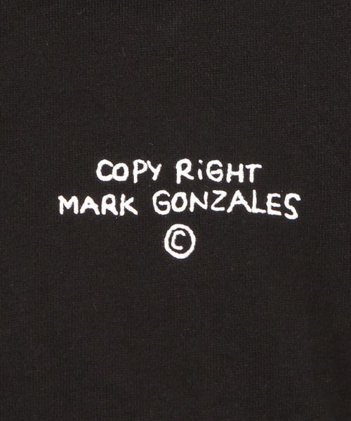 Mark Gonzales（マーク・ゴンザレス）の「プリントスウェットトレーナー（スウェット・キッズ・ブラック/ピンク/ベージュ・140cm/150cm/160cm/110cm/100cm/120cm/130cm）」の11枚目の写真