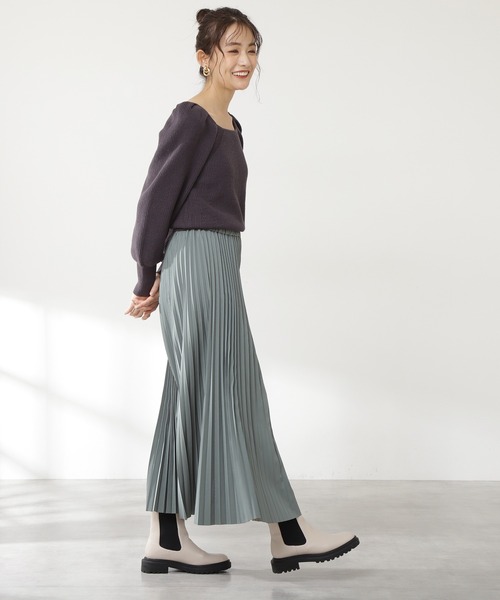 N.(N. Natural Beauty Basic)(エヌエヌナチュラルビューティーベーシック)の「◆スクエアネックパフスリーブニット(ニット/セーター・レディース・オフホワイト/チャコールグレー/ブルー・MEDIUM)」の5枚目の写真