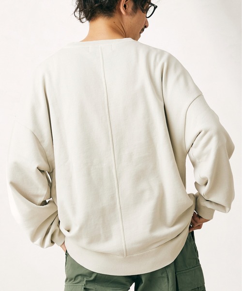 JOURNAL STANDARD relume（ジャーナルスタンダード　レリューム）の「CALIFORNIA UPCYCLE クルーネックスウェット/ビックシルエット/オーバーサイズ[ユニセックス対応]（スウェット・メンズ・ブラック系その他/ライトグレー/ダークブルー/レンガ・MEDIUM/LARGE）」の3枚目の写真