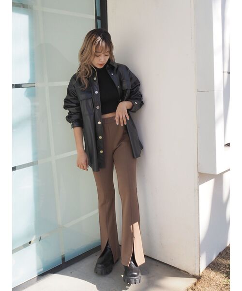 EVRIS（エヴリス）の「レザーライクシャツジャケット（テーラードジャケット・レディース・グリーン/ブラック/アイボリー・FREE）」の8枚目の写真