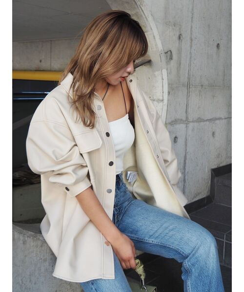 EVRIS（エヴリス）の「レザーライクシャツジャケット（テーラードジャケット・レディース・グリーン/ブラック/アイボリー・FREE）」の16枚目の写真