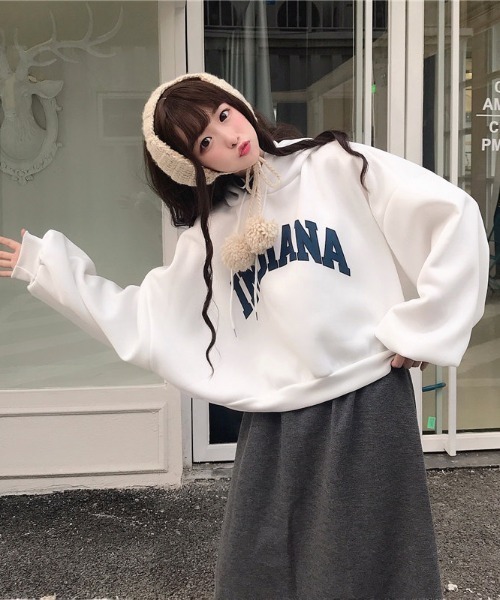 sevens（セブンズ）の「【sevens】ショート丈カレッジロゴパーカー（パーカー・レディース・ホワイト/ブラック/グレー・X-LARGE）」の5枚目の写真