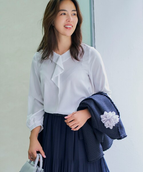 SOUP（スープ）の「◆INNOWAVE ジョーゼットラッフルブラウス（シャツ/ブラウス・レディース・オフホワイト/ライトブルー・11/15 /13/09/07）」の3枚目の写真