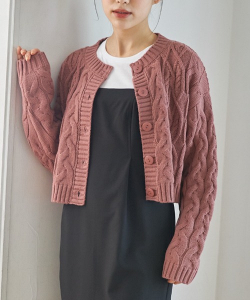 tocco closet(トッコ クローゼット)の「【ZOZO限定】ケーブル編みショート丈カーディガン(カーディガン/ボレロ・レディース・ブラック/ベージュ/ピンク・M)」の6枚目の写真