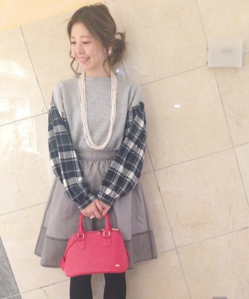 Chico（チコ）の「袖切替ざっくりニット（ニット/セーター・レディース・ホワイト/グレー/ダークグリーン/ブラック・FREE）」の3枚目の写真