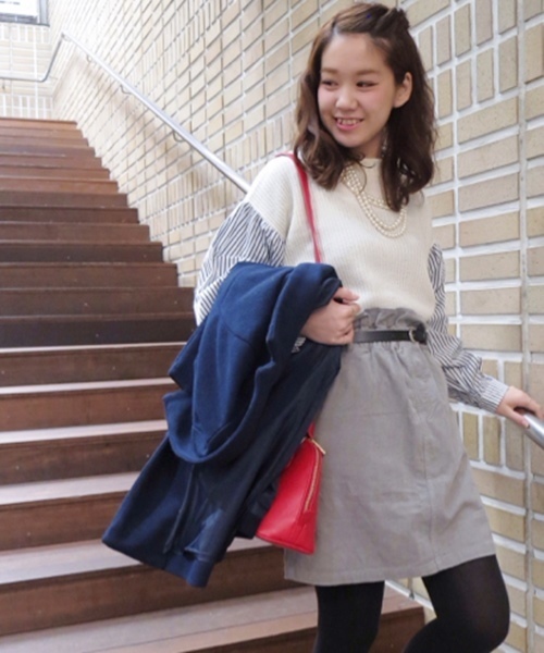 Chico（チコ）の「袖切替ざっくりニット（ニット/セーター・レディース・ホワイト/グレー/ダークグリーン/ブラック・FREE）」の16枚目の写真