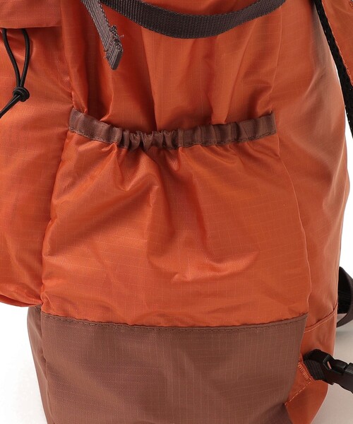 SHIPS（シップス）の「*〈パッカブル〉PAG 3WAYデイトリップ◇（バックパック/リュック・レディース・ブラック/オリーブ/オレンジ/ネイビー/チャコールグレー/ブラック系・ONE SIZE）」の14枚目の写真