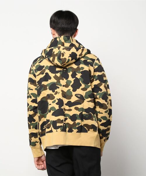 A BATHING APE（アベイシングエイプ）の「1ST CAMO ONE POINT