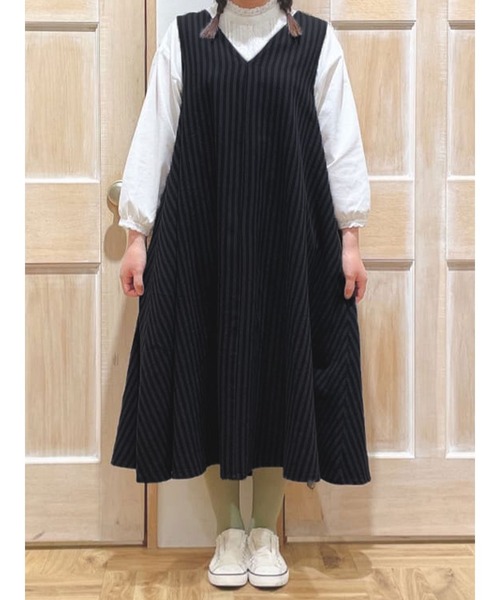 Samansa Mos2（サマンサ モスモス）の「前後着Aラインジャンパースカート（ジャンパースカート・レディース・ベージュ/グレー/チャコール/キナリ・ﾌﾘ-）」の3枚目の写真