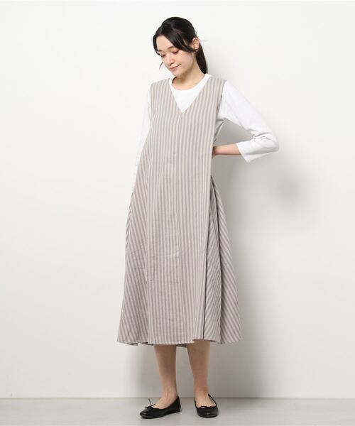 Samansa Mos2（サマンサ モスモス）の「前後着Aラインジャンパースカート（ジャンパースカート・レディース・ベージュ/グレー/チャコール/キナリ・ﾌﾘ-）」の5枚目の写真