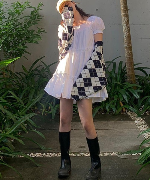 MANGROVE(マングローブ)の「アーガイル柄ボレロニットカーディガン(カーディガン/ボレロ・レディース・ブラック/ピンク/ブルー/ネイビー・FREE)」の10枚目の写真