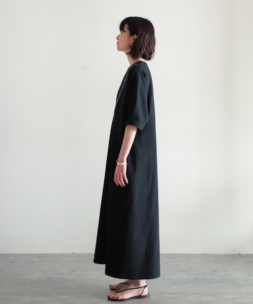 NOMBRE IMPAIR(ノンブルアンペール)の「綿麻ツイル刺繍 5分袖ワンピース(ワンピース・レディース・ブラック/キナリ・FREE)」の12枚目の写真