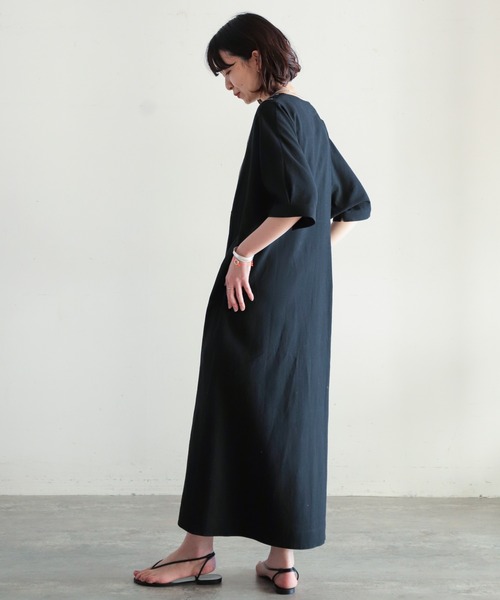 NOMBRE IMPAIR(ノンブルアンペール)の「綿麻ツイル刺繍 5分袖ワンピース(ワンピース・レディース・ブラック/キナリ・FREE)」の8枚目の写真