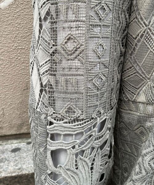 AULA AILA（アウラアイラ）の「AULA AILA（アウラ アイラ）別注レースパンツ（その他パンツ・レディース・グレー・FREE）」の3枚目の写真