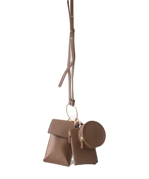 ElegChic(エレグシック)の「3連マルチショルダーバック(ショルダーバッグ・レディース・ダークブラウン/ブラウン/アイボリー・FREE)」の6枚目の写真