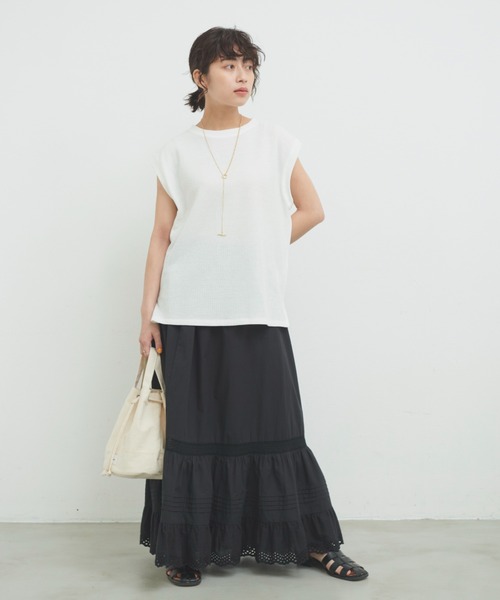 Libra Cue（リブラ キュー）の「”ミニ巾着トート”　　　　　　　　　　　　　　　　　　　　500mlペットボトルも入る高さ、見た目以上の大容量。取り外しのできる長めのショルダー付（ショルダーバッグ・レディース・アイボリー/ブラック・FREE）」の9枚目の写真