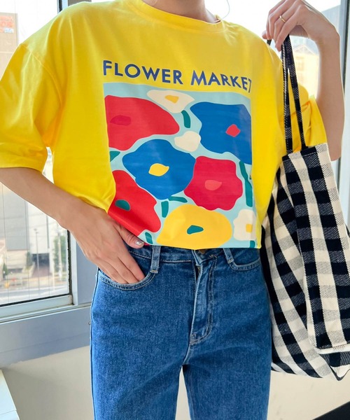 lala Born(ララボーン)の「フラワーアートTシャツ(Tシャツ/カットソー・レディース・ホワイト/ブラック/イエロー・FREE)」の12枚目の写真