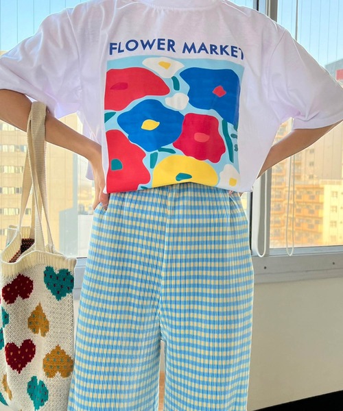 lala Born(ララボーン)の「フラワーアートTシャツ(Tシャツ/カットソー・レディース・ホワイト/ブラック/イエロー・FREE)」の15枚目の写真