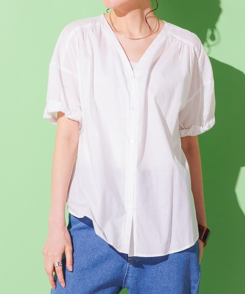 hunch（ハンチ）の「ざっくり袖デザイン ショートスリーブブラウス（シャツ/ブラウス・レディース・ブラック/ベージュ/オフホワイト・FREE）」の2枚目の写真
