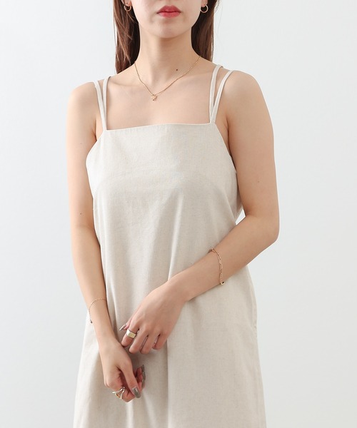 COLONY 2139（コロニートゥーワンスリーナイン）の「ZOZO限定 / リネンライクキャミワンピース（ワンピース・レディース・ブラック/アイボリー・FREE）」の10枚目の写真