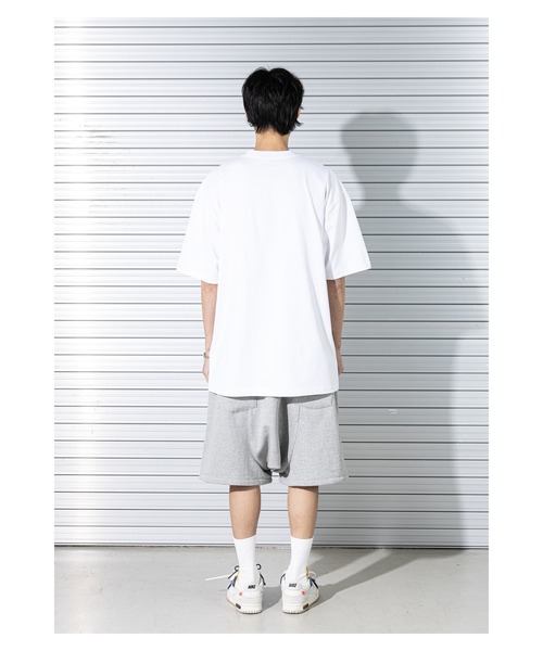 【セール】A'GEM/9 × .kom『MASSNOUN/マスノウン』MONO GALLERY OVERSIZED T-SHIRTS/モノクローム グラフィック オーバーサイズ半袖Tシャツ（Tシャツ/カットソー）｜MASSNOUN（マスノウン）