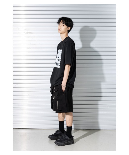【セール】A'GEM/9 × .kom『MASSNOUN/マスノウン』MONO GALLERY OVERSIZED T-SHIRTS/モノクローム グラフィック オーバーサイズ半袖Tシャツ（Tシャツ/カットソー）｜MASSNOUN（マスノウン）
