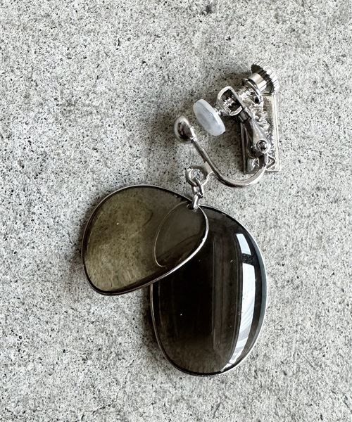 The Rule（ザルール）の「The Rule ザルール：片耳用　Amaranth earring size:Ｓ　花びら イヤリング S（イヤリング・レディース・ベージュ/パープル/グレー/レッド/ブルー/グリーン/クリア/グレイッシュベージュ・FREE）」の20枚目の写真