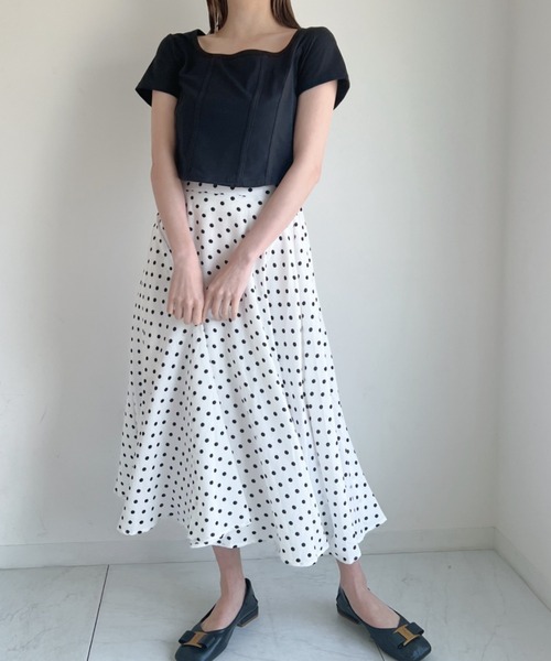 Loueme(ルエム)の「小花柄チロルカットソー(Tシャツ/カットソー・レディース・ホワイト/ブラック/ブルー系その他・FREE)」の12枚目の写真