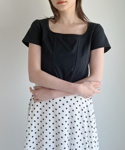 Loueme(ルエム)の「小花柄チロルカットソー(Tシャツ/カットソー・レディース・ホワイト/ブラック/ブルー系その他・FREE)」の10枚目の写真