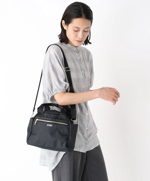 one'sterrace(ワンズテラス)の「anello GL2WAY ボストン(ボストンバッグ・レディース・ブラック/ベビーピンク/グレー系・99)」の7枚目の写真