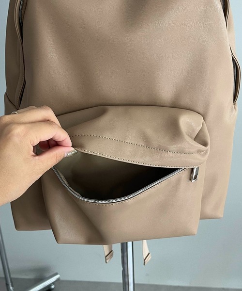 CAPRICIEUX LE'MAGE（カプリシューレマージュ）の「ソフトPUデイバッグ（バックパック/リュック・レディース・ブラック/ベージュ・FREE）」の17枚目の写真