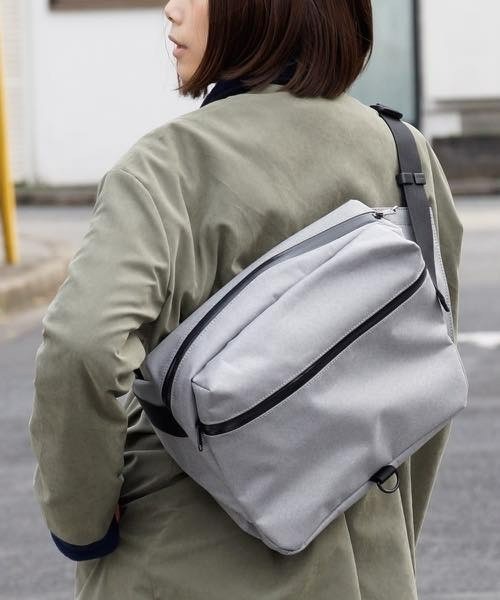 ADAM PATEK（アダムパテック）の「【ADAMPATECK/アダムパテック】the bond/HEATHERED NYLON BODYBAG（メッセンジャーバッグ・レディース・ブラック/グレー/ダークグレー・FREE）」の9枚目の写真