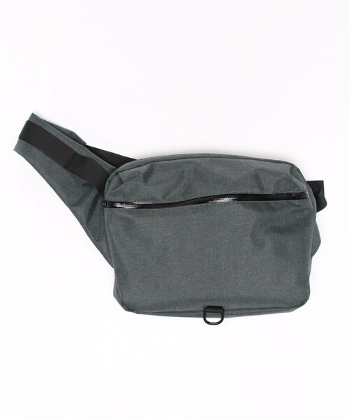 ADAM PATEK（アダムパテック）の「【ADAMPATECK/アダムパテック】the bond/HEATHERED NYLON BODYBAG（メッセンジャーバッグ・レディース・ブラック/グレー/ダークグレー・FREE）」の16枚目の写真
