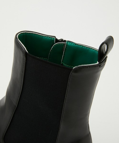 RODEO CROWNS WIDE BOWL(ロデオクラウンズワイドボウル)の「SIDE GORE SHORT BOOTS(ブーツ・レディース・ブラック/グリーン/ブルー・SMALL/LARGE/MEDIUM)」の7枚目の写真